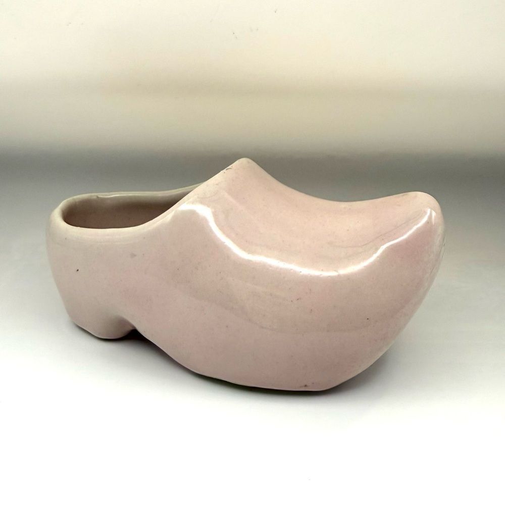 POTTERY Heavy Dutch Shoe Planter Blush Pink Vintage